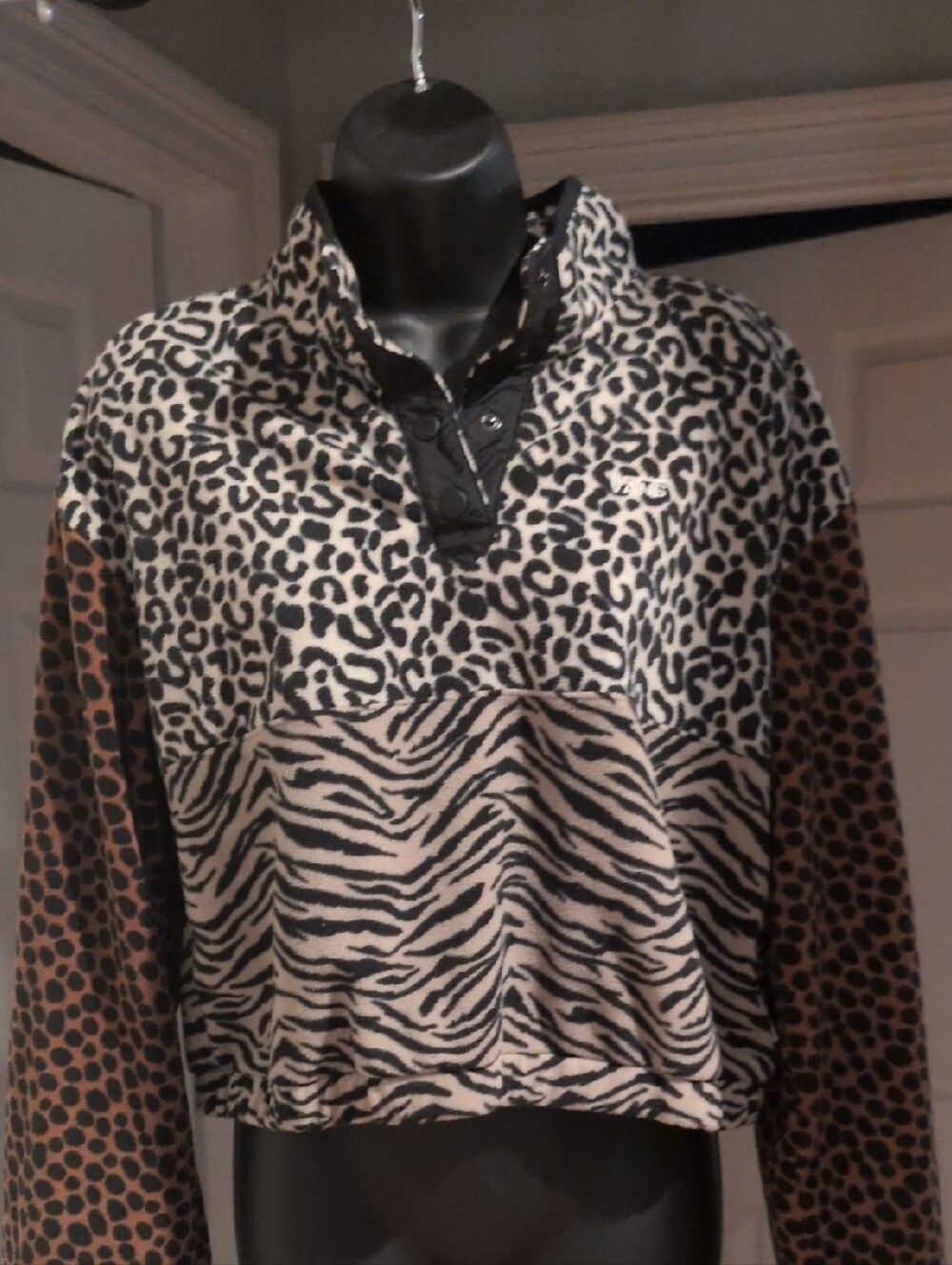 Vans Animal Print Pullover Jacket in Cream, Black, Brown